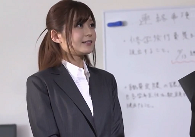 Hấp diêm em nhân viên văn phòng vô cùng xinh Rina Ishihara